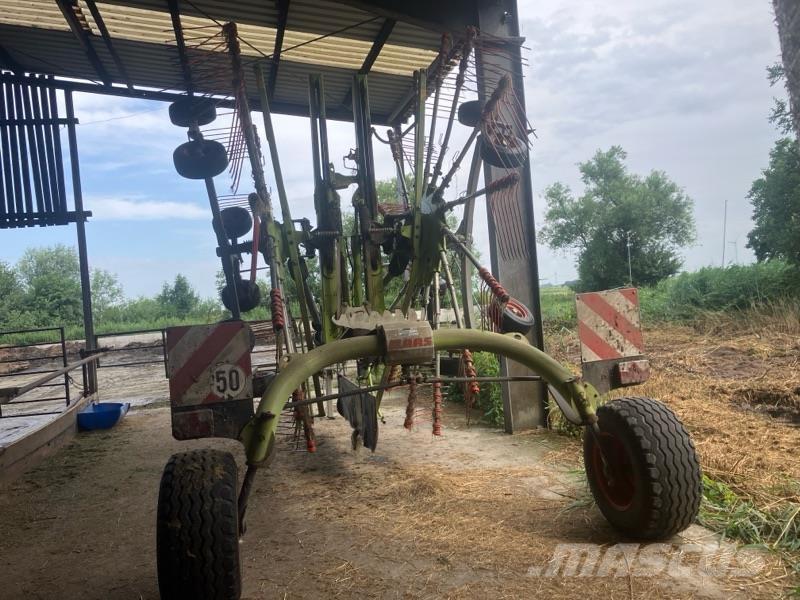 CLAAS Liner 2900 Kendi yürür saman makinaları