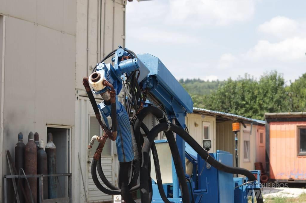Meyco ORUGA Beton dağıtım bomları