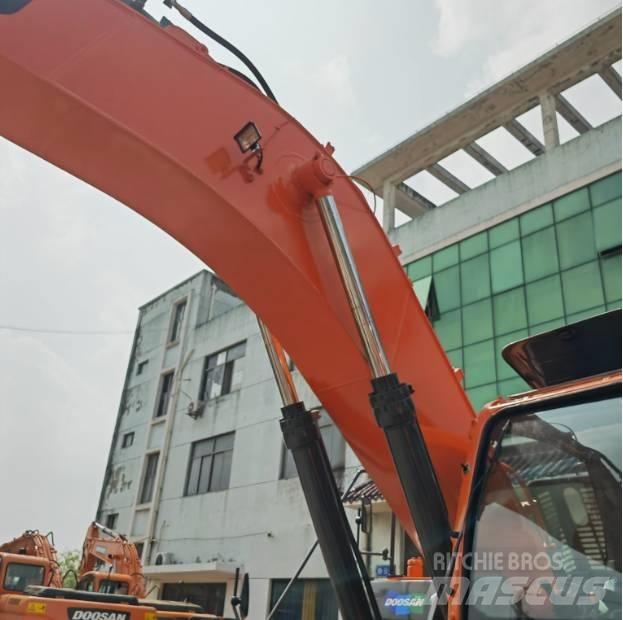 Doosan DX340LC-9C Paletli ekskavatörler