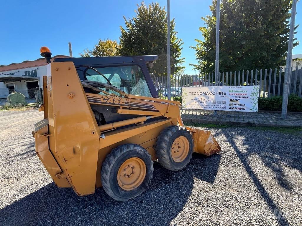 CASE 1840 Skid steer loderler