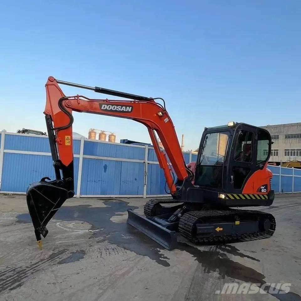 Doosan DX60-9C Mini ekskavatörler, 7 tona dek
