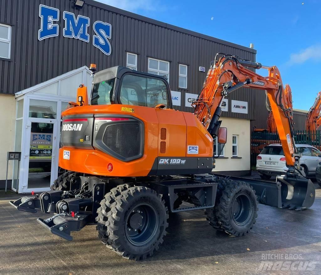 Doosan DX100W-7 Lastik tekerli ekskavatörler