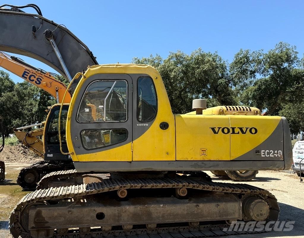 Volvo EC240 Uzun bomlu ekskavatörler