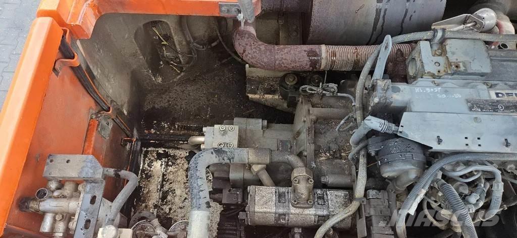Terex TW 150 Lastik tekerli ekskavatörler