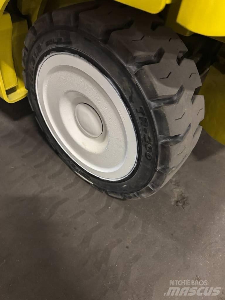 Yale ERC080 Elektrikli forkliftler