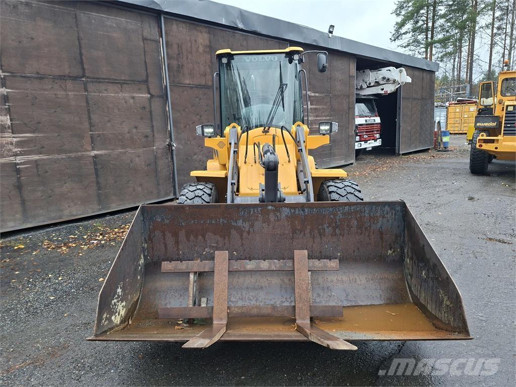 Volvo L30B Tekerlekli yükleyiciler