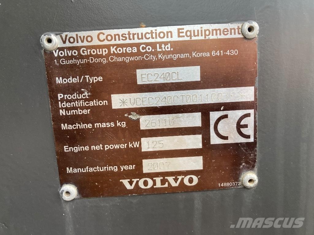 Volvo EC 240 C L Paletli ekskavatörler