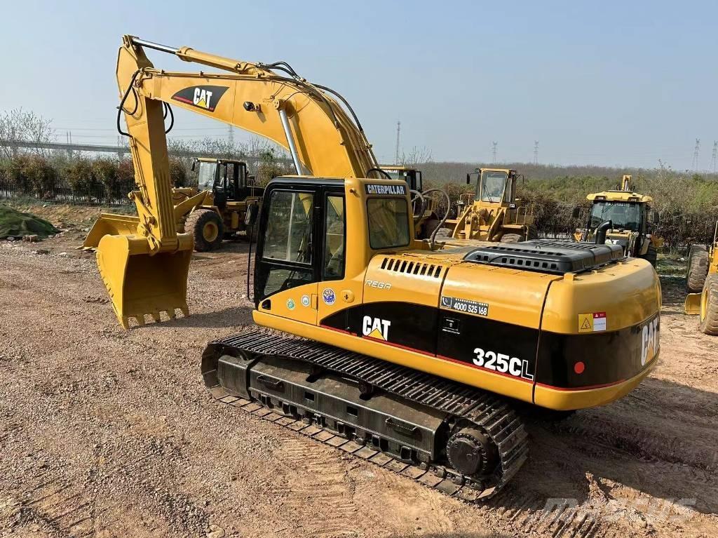 CAT 325C Paletli ekskavatörler