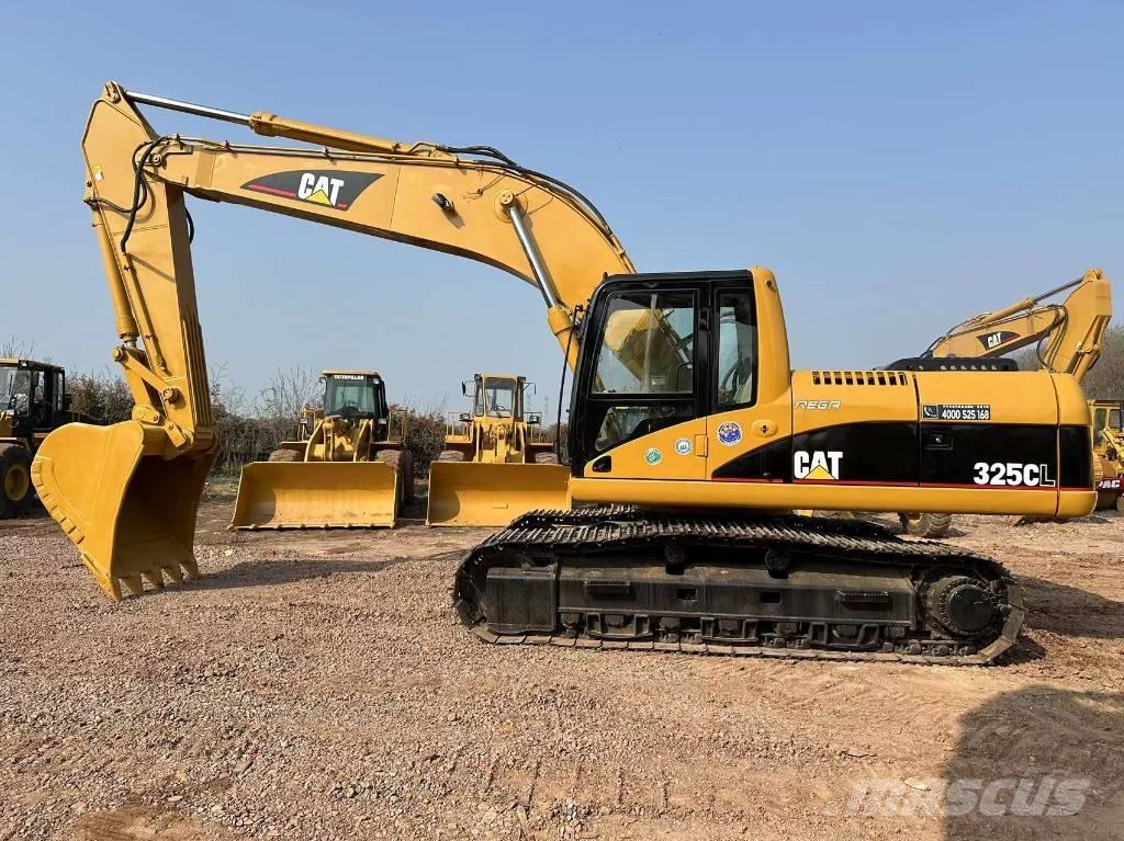 CAT 325C Paletli ekskavatörler