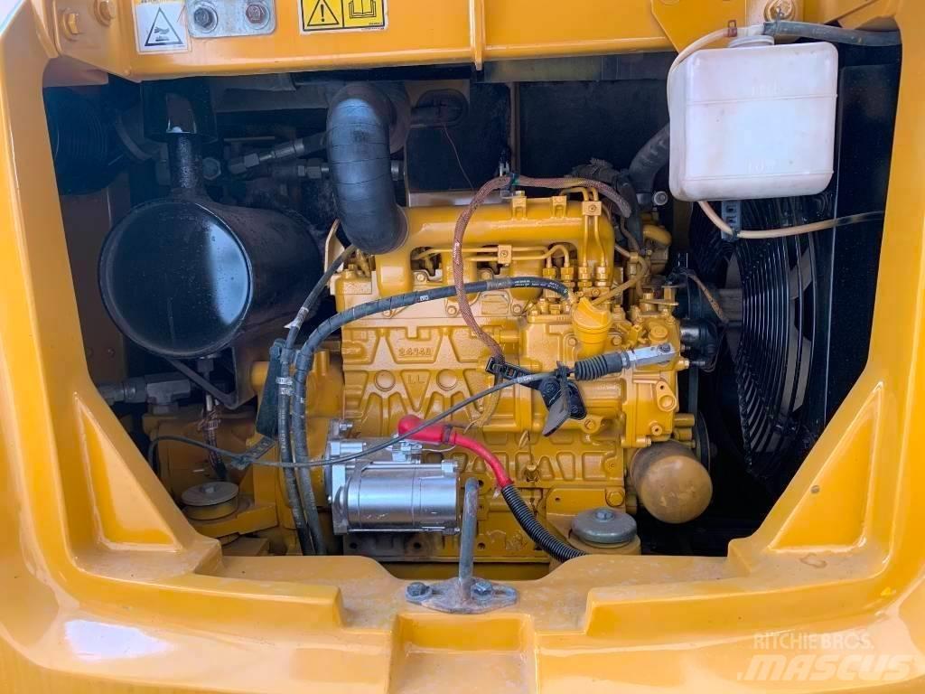 CAT 305.5E2 Paletli ekskavatörler