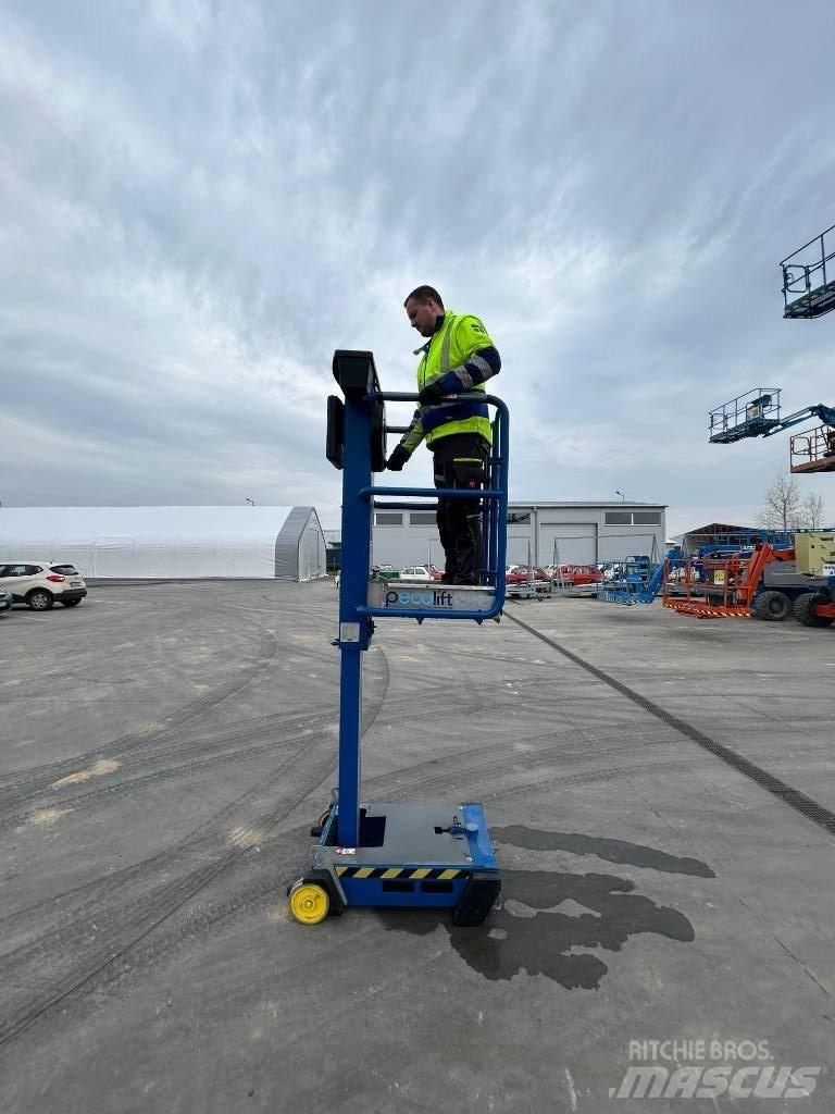  PECOLIFT Pecolift İtmeli personel platformları