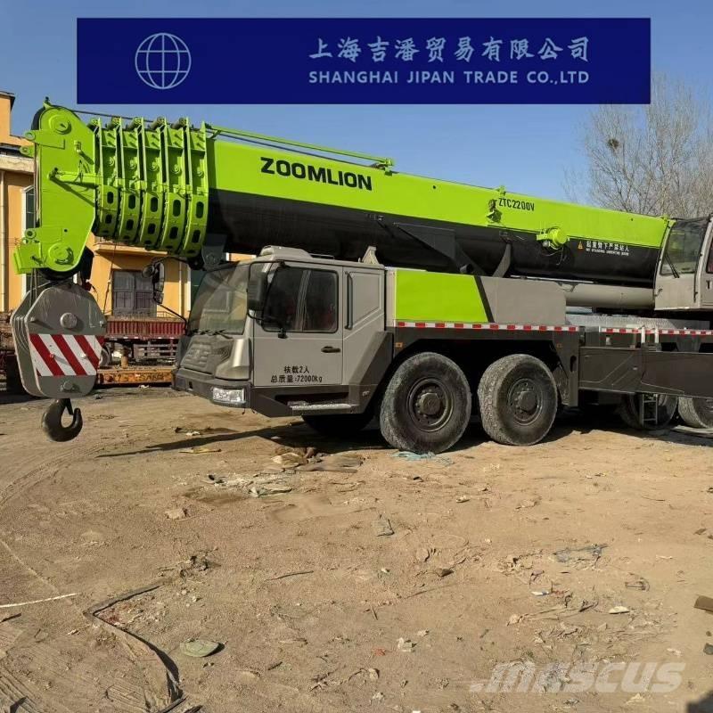Zoomlion ZTC 2200 V Yol-Arazi Tipi Vinçler (AT)