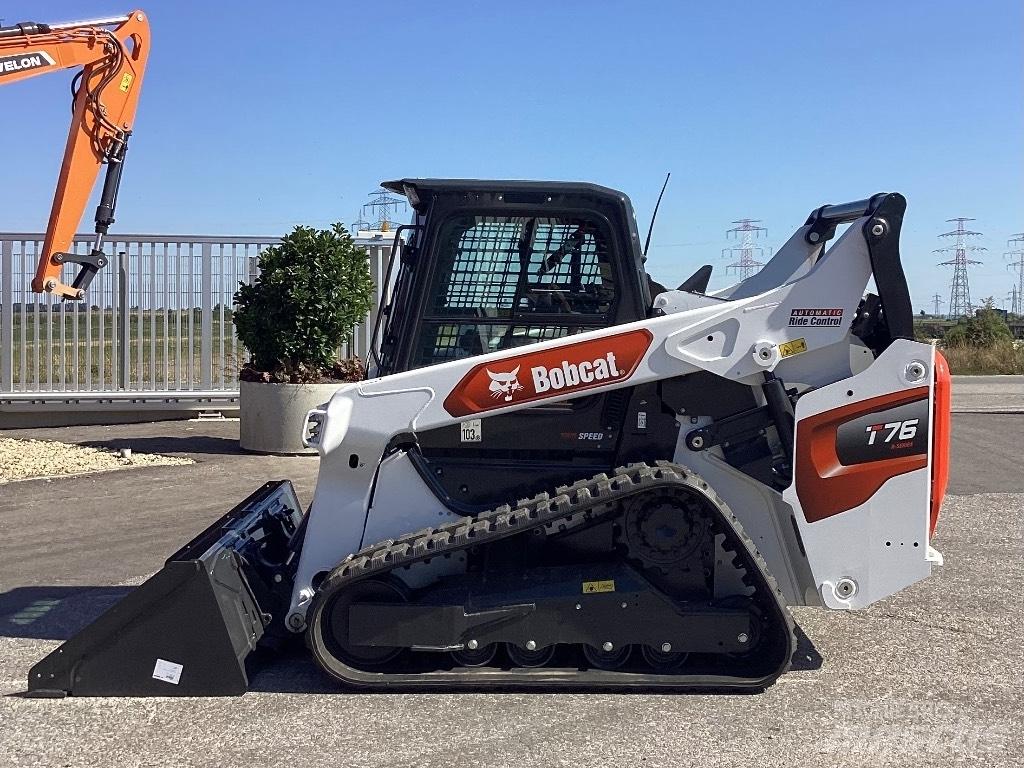 Bobcat T76 Skid steer loderler
