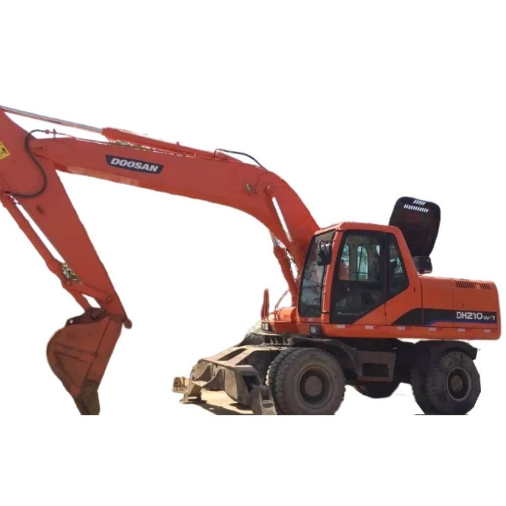 Doosan DH210W Lastik tekerli ekskavatörler