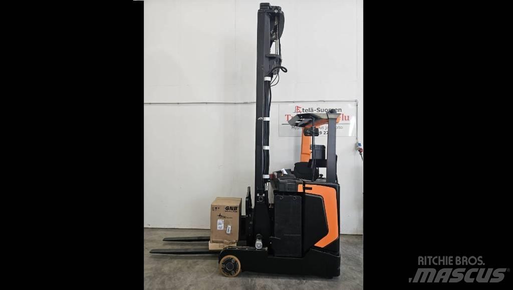 Rocla HXF14 Reach truck - depo içi istif araçları