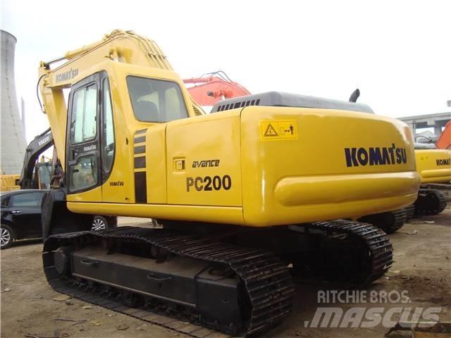 Komatsu PC 200 Paletli ekskavatörler