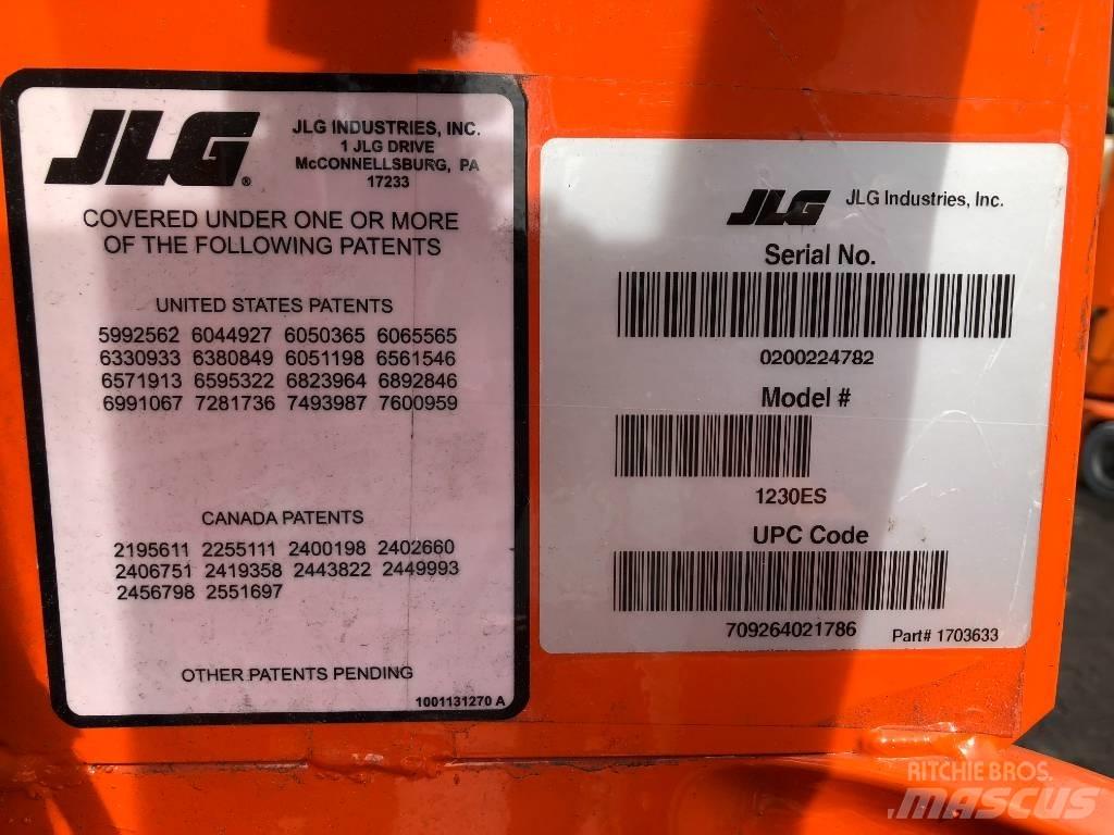 JLG 1230ES      V-3373 Personel Platformları ve Cephe Asansörleri