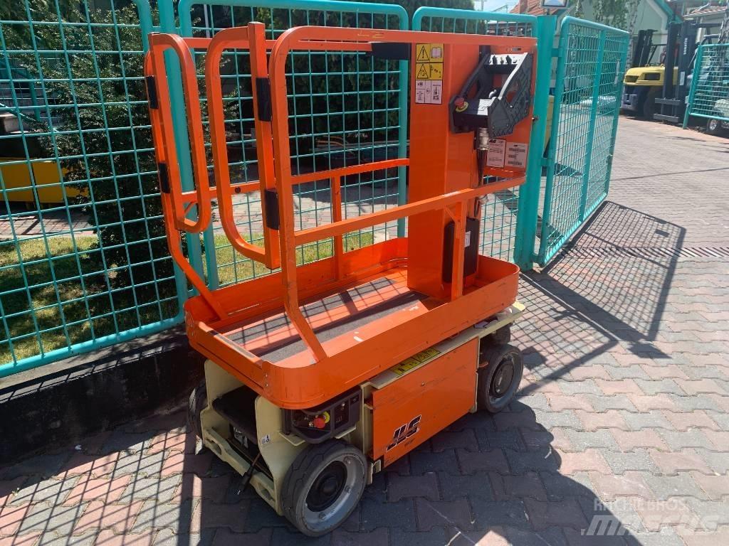 JLG 1230ES      V-3373 Personel Platformları ve Cephe Asansörleri