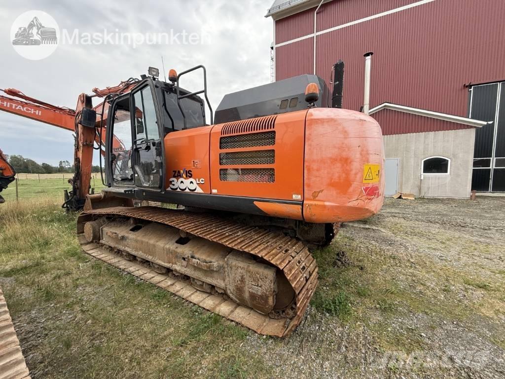 Hitachi ZX 300 LC-6 Paletli ekskavatörler