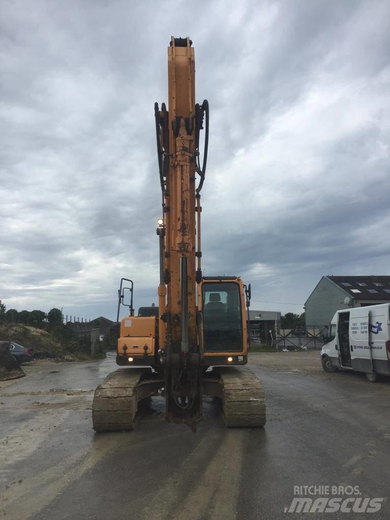Hyundai Robex 220 LC Paletli ekskavatörler