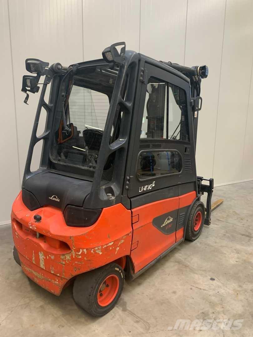 Linde E30 Elektrikli forkliftler