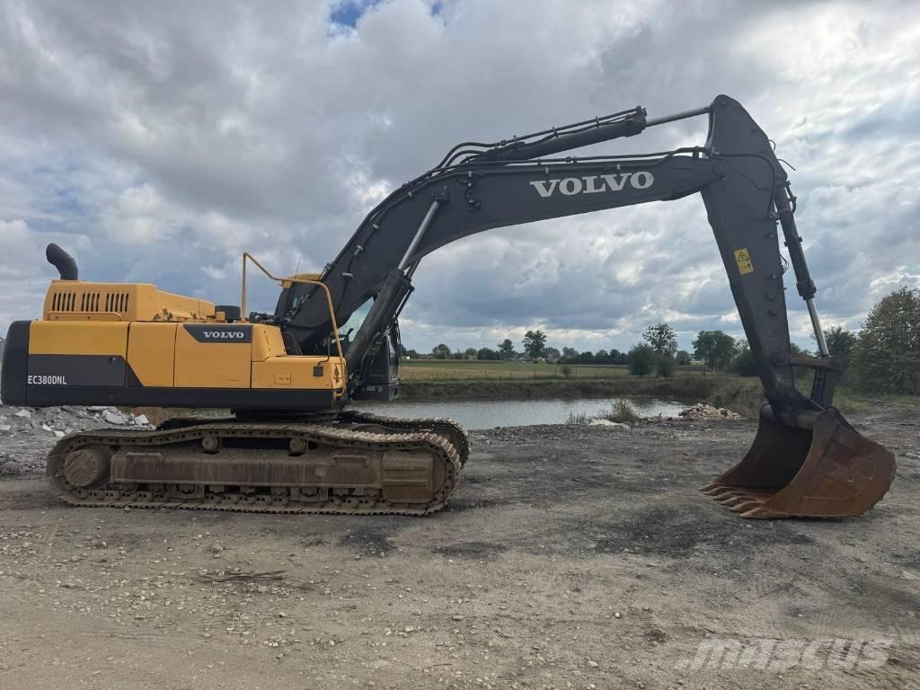 Volvo EC 380 D N L Paletli ekskavatörler