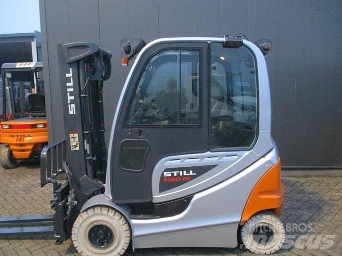 Still RX 60-25 Elektrikli forkliftler