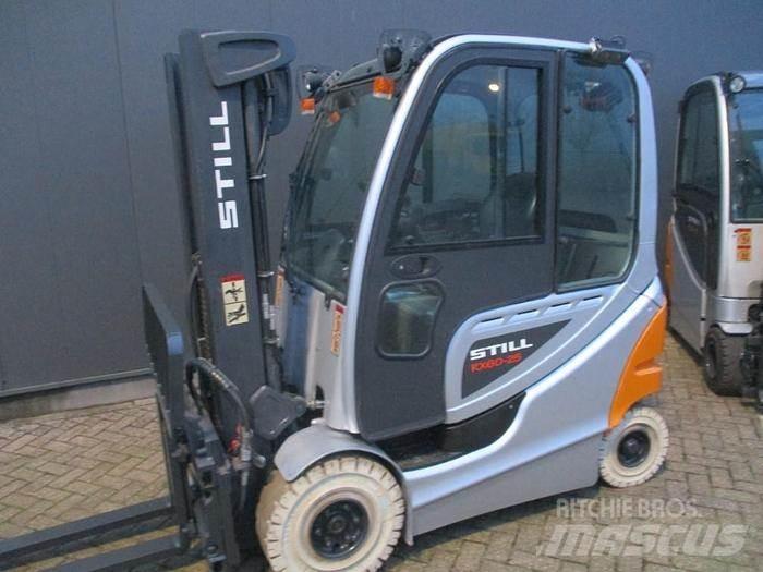 Still RX 60-25 Elektrikli forkliftler