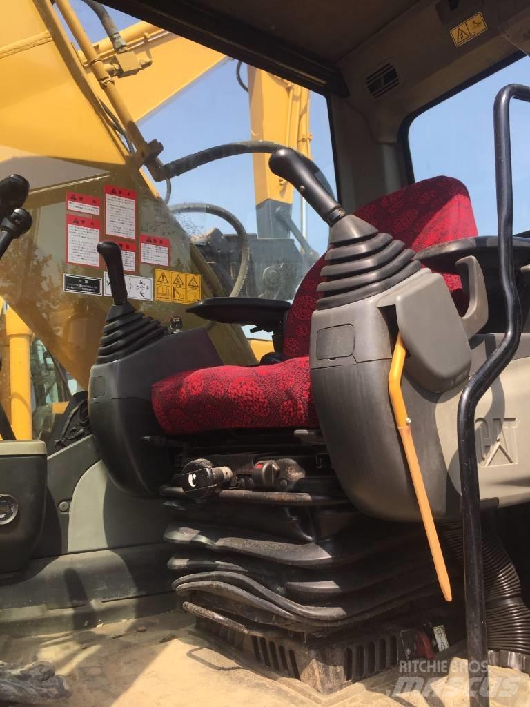 CAT 320 D Paletli ekskavatörler