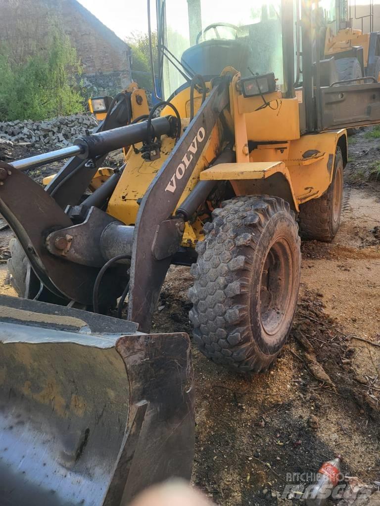 Volvo L 30 B Tekerlekli yükleyiciler