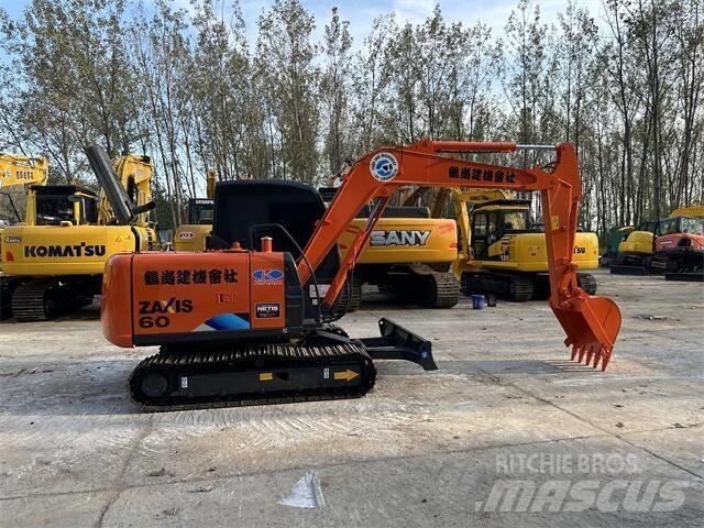 Hitachi ZX 60 Paletli ekskavatörler