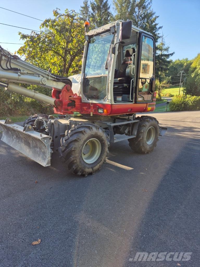 Takeuchi TB 295 W Lastik tekerli ekskavatörler