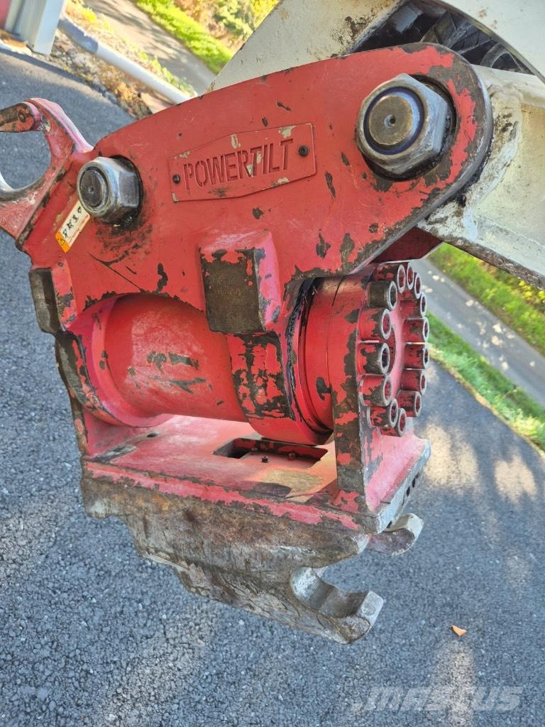 Takeuchi TB 295 W Lastik tekerli ekskavatörler
