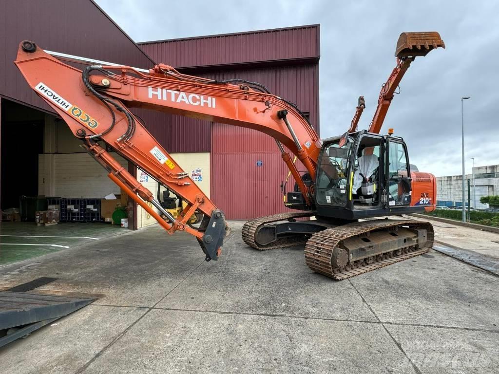 Hitachi ZX 210 LC-6 Paletli ekskavatörler
