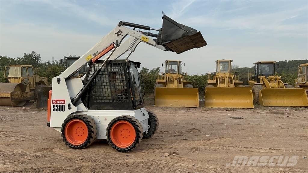 Bobcat S 300 Skid steer loderler