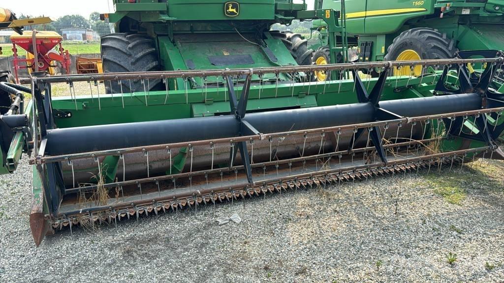 John Deere 9580 WTS Biçerdöverler