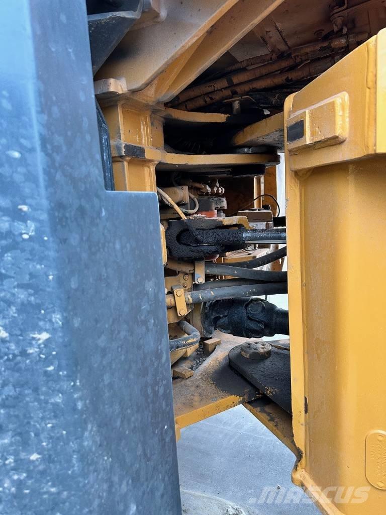 Liebherr L 550 Tekerlekli yükleyiciler