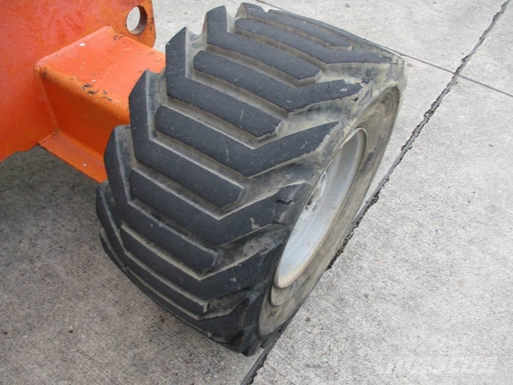 JLG 510 AJ (048) Kompakt kendinden tahrikli personel platformları