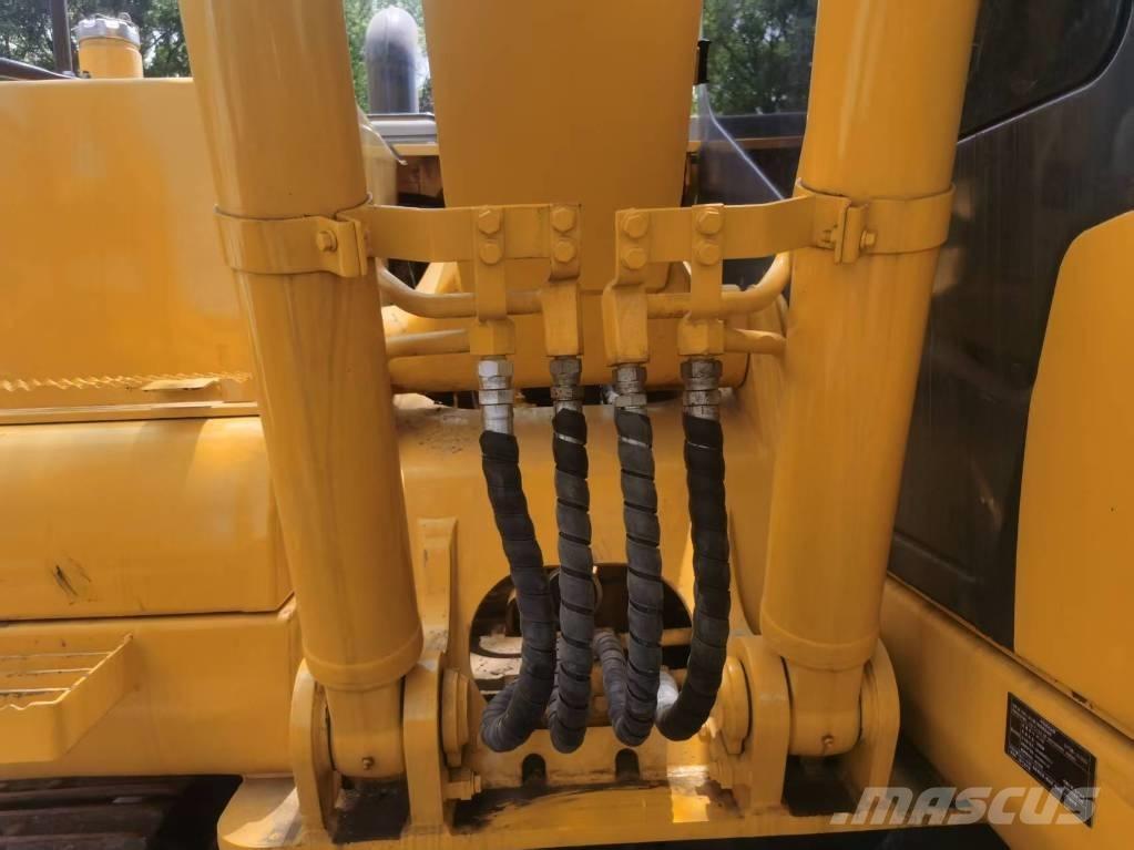 Komatsu PC 130 Paletli ekskavatörler