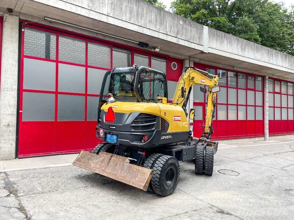 Doosan DX 57 W-5 Lastik tekerli ekskavatörler