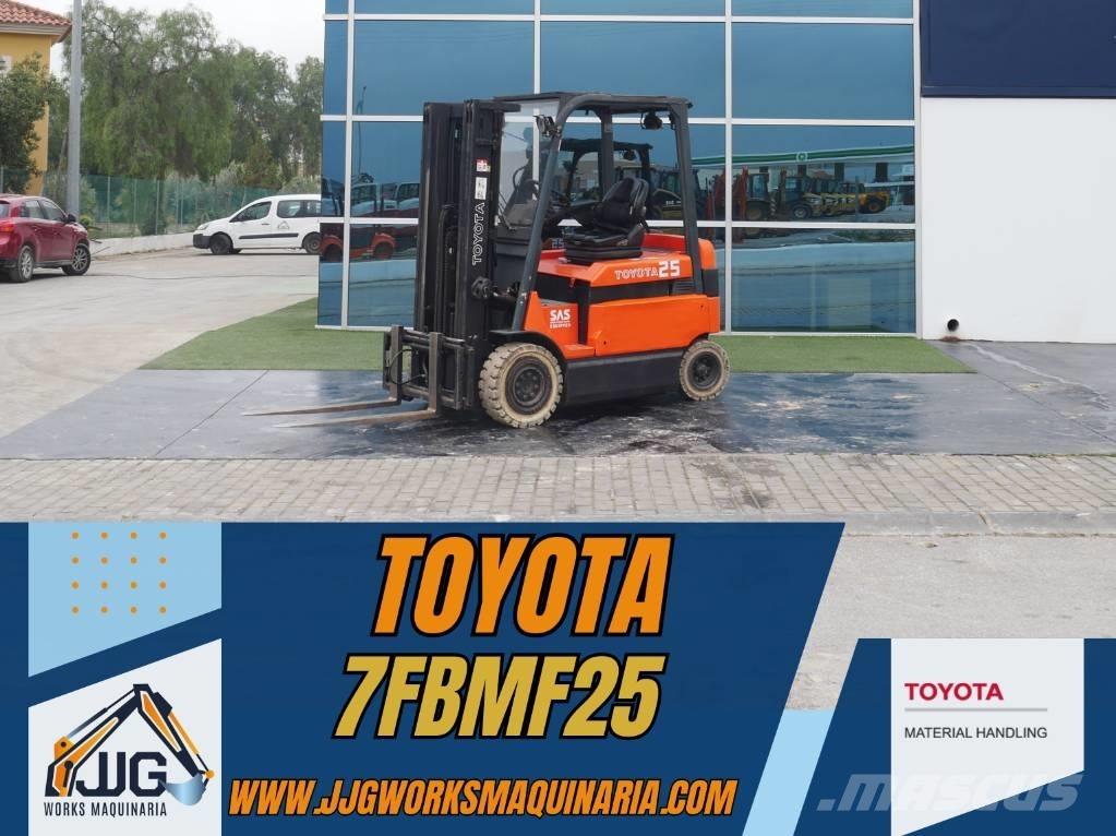 Toyota 7 FBMF 25 Elektrikli forkliftler