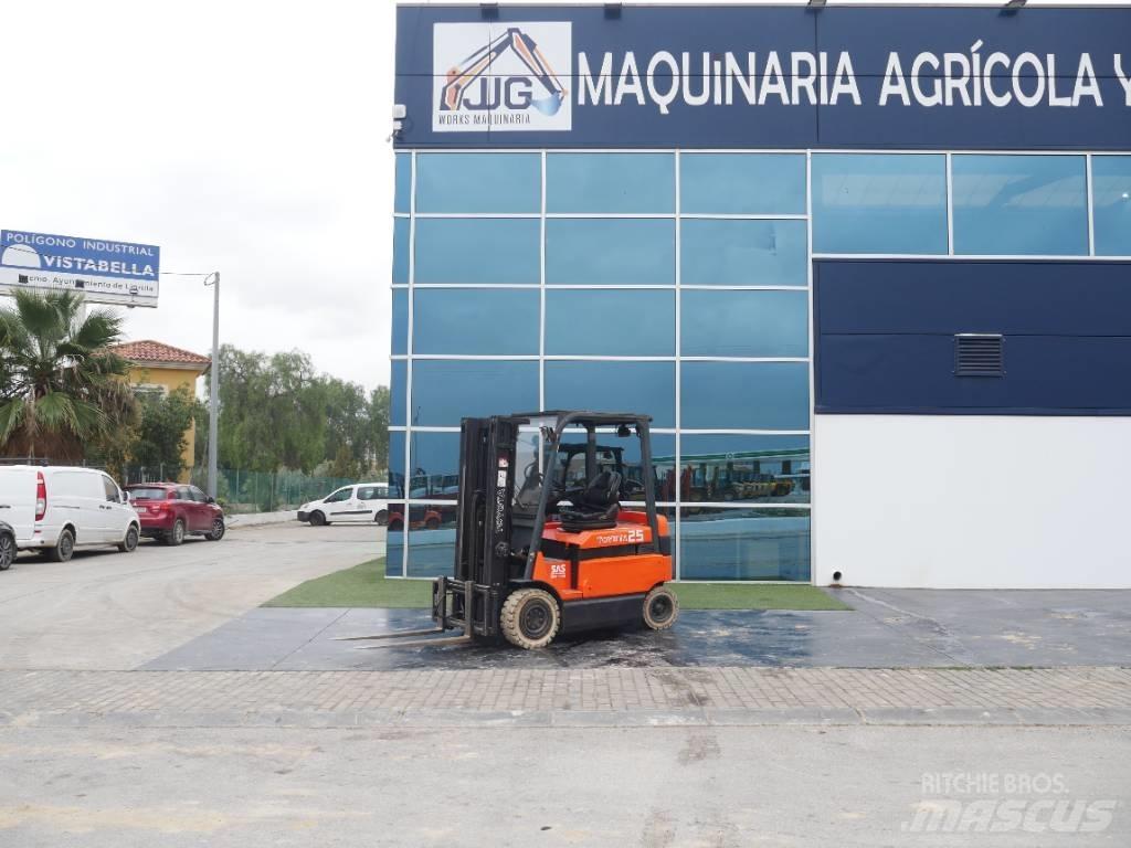 Toyota 7 FBMF 25 Elektrikli forkliftler