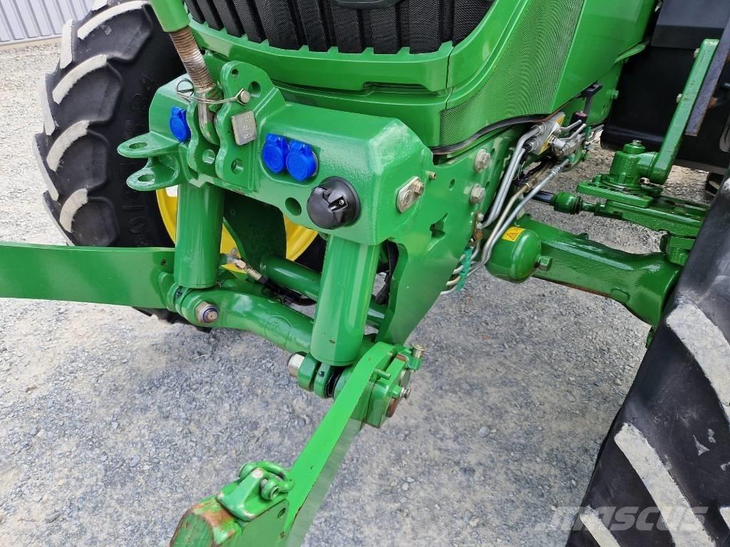 John Deere 6115 R Traktörler
