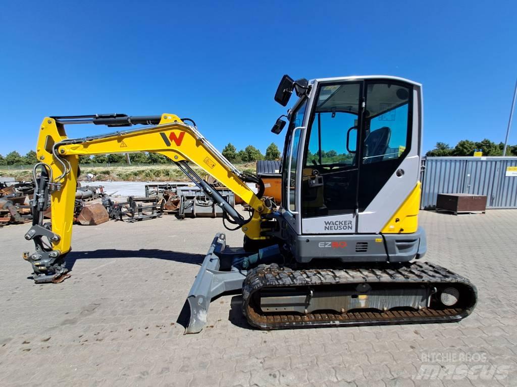 Wacker Neuson EZ50 Paletli ekskavatörler