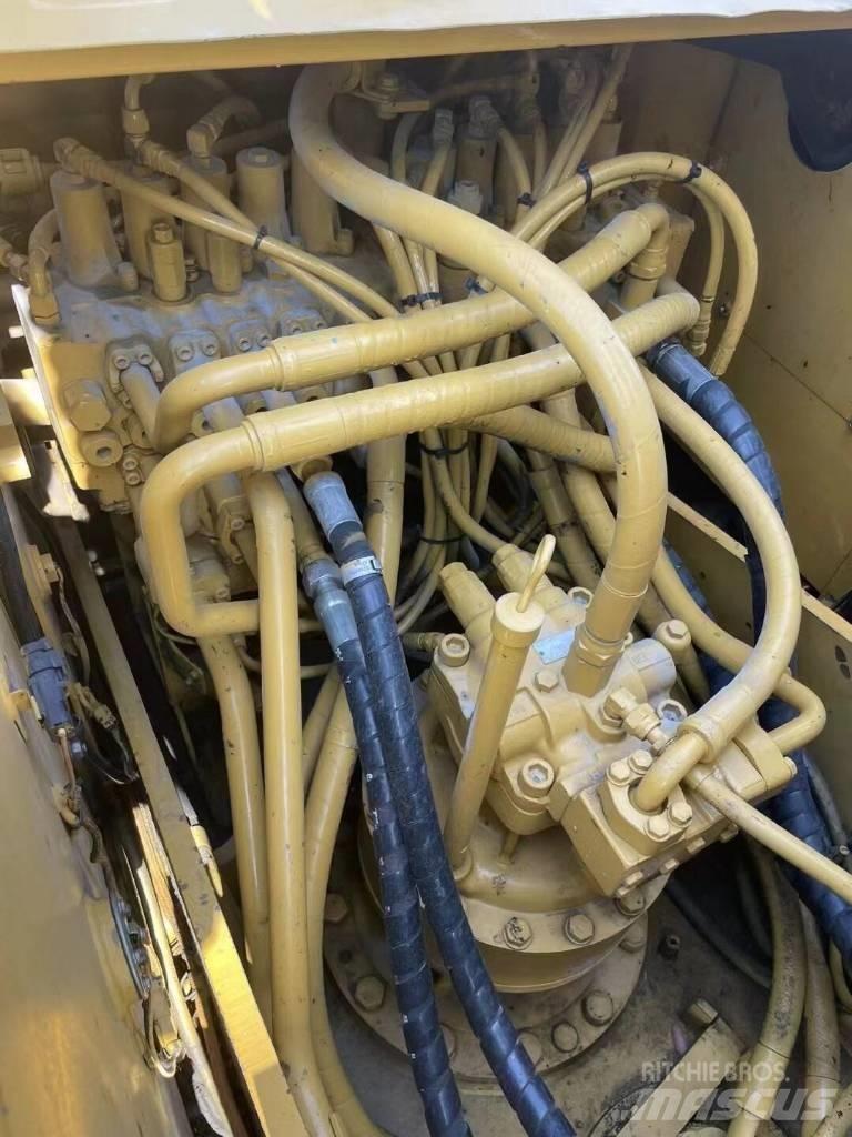 CAT 325 C Paletli ekskavatörler