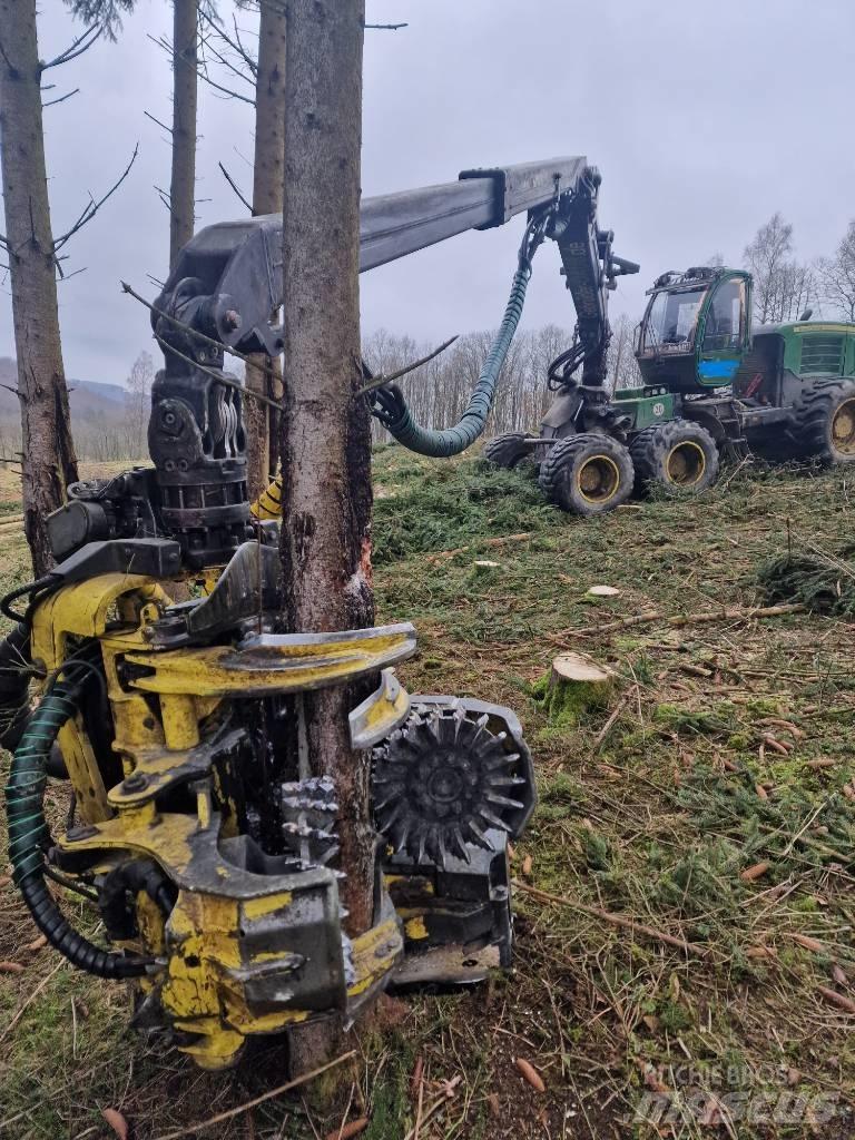 John Deere 1270 E Biçerdöverler