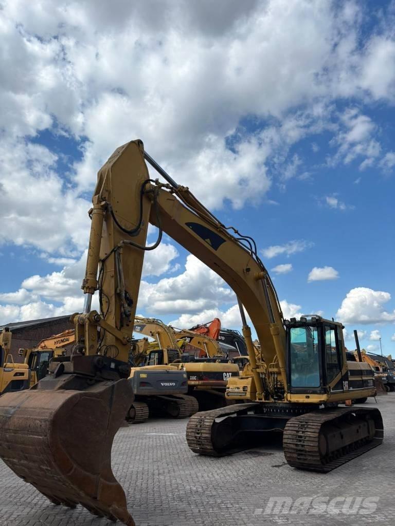 CAT 330 B L Paletli ekskavatörler