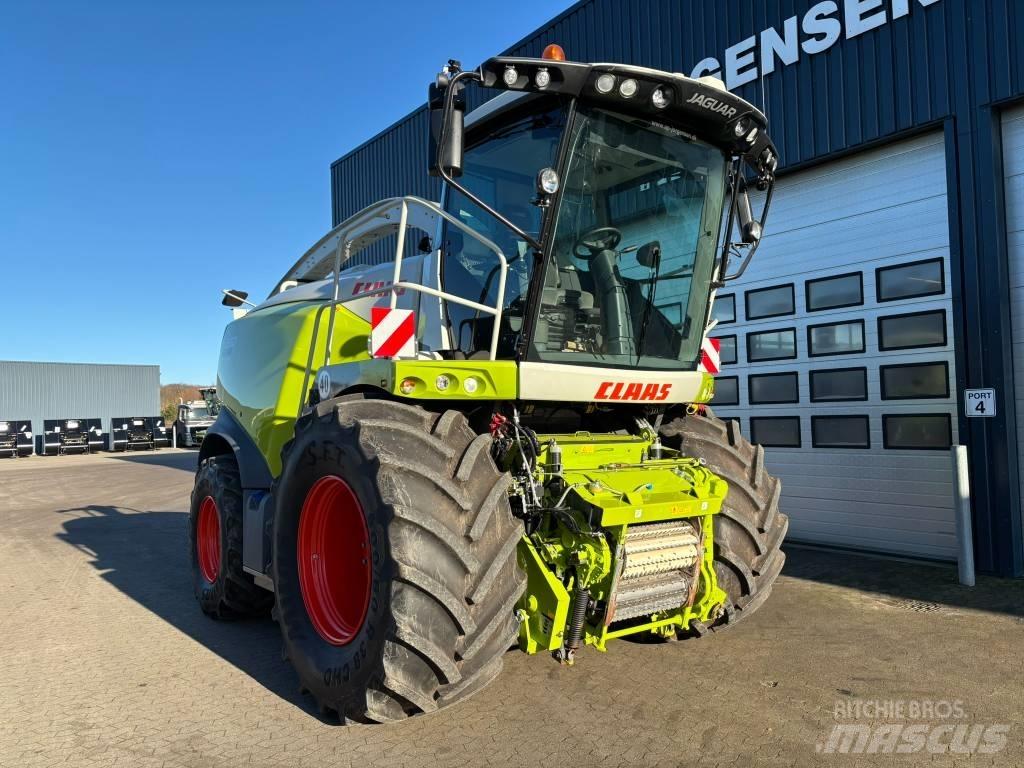 CLAAS Jaguar 950 4WD Kendi yürür silaj makinalari