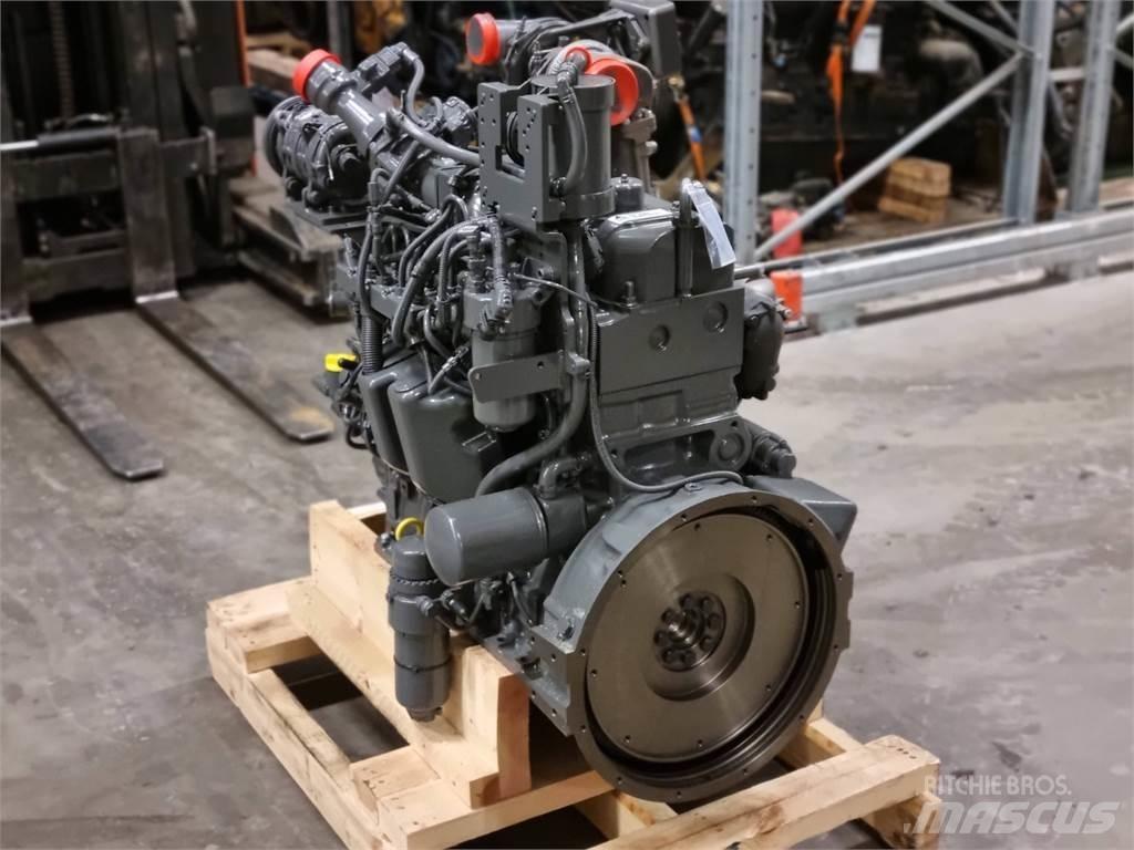 Komatsu 49 AWF Motorlar