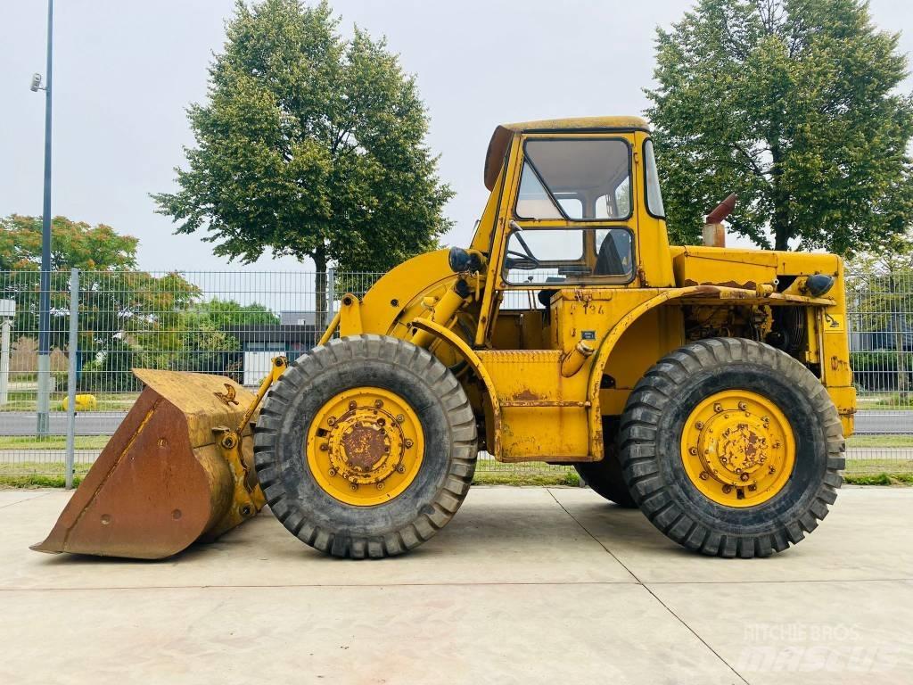 CAT 922 B Tekerlekli yükleyiciler